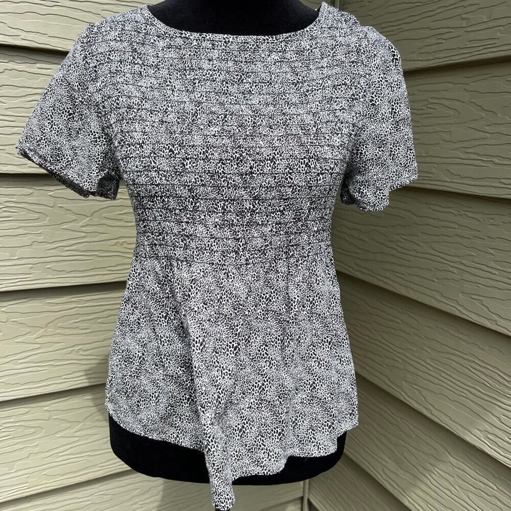 Urban Romantics Elastic Short Sleeves, Black WhiteTop, Women's size S